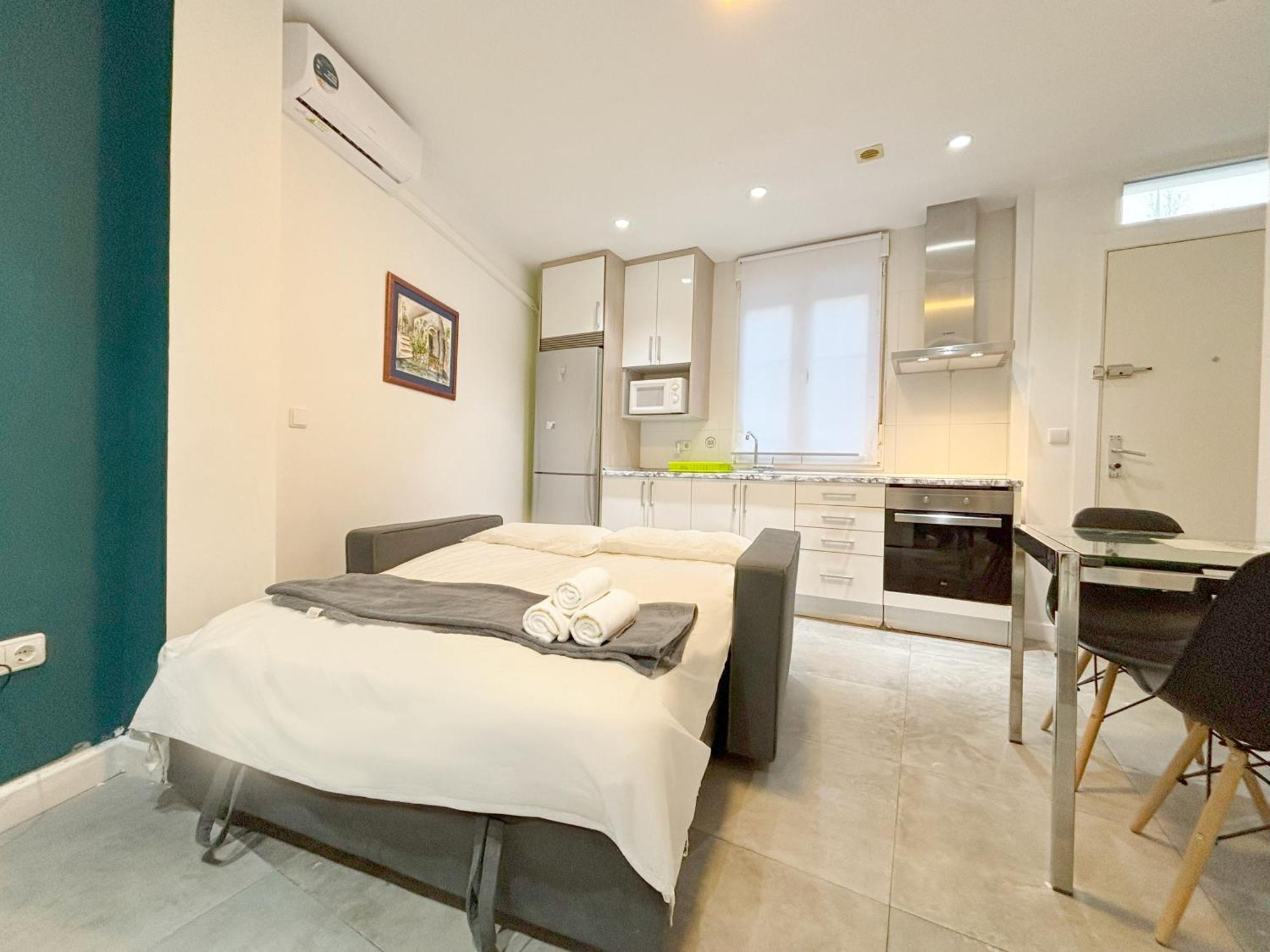 شقة Luminoso, Con Patio Y Buena Zona مدريد المظهر الخارجي الصورة